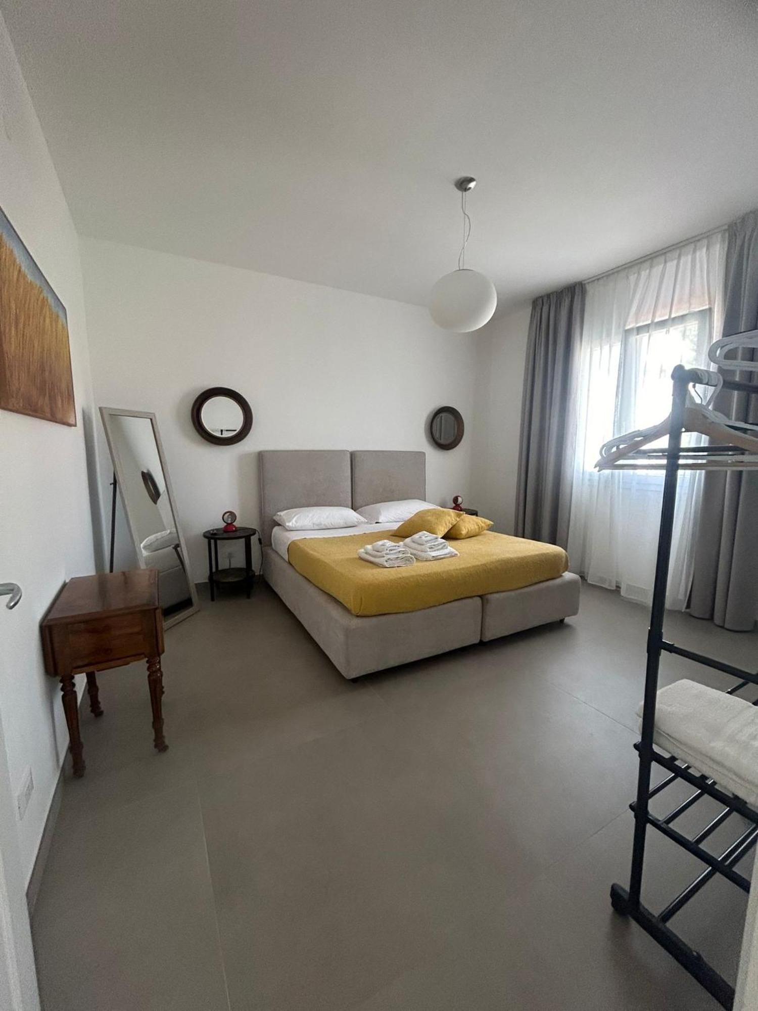 Mondello Felix - Appartamenti In Villa A 600M Dal Mare Exteriér fotografie