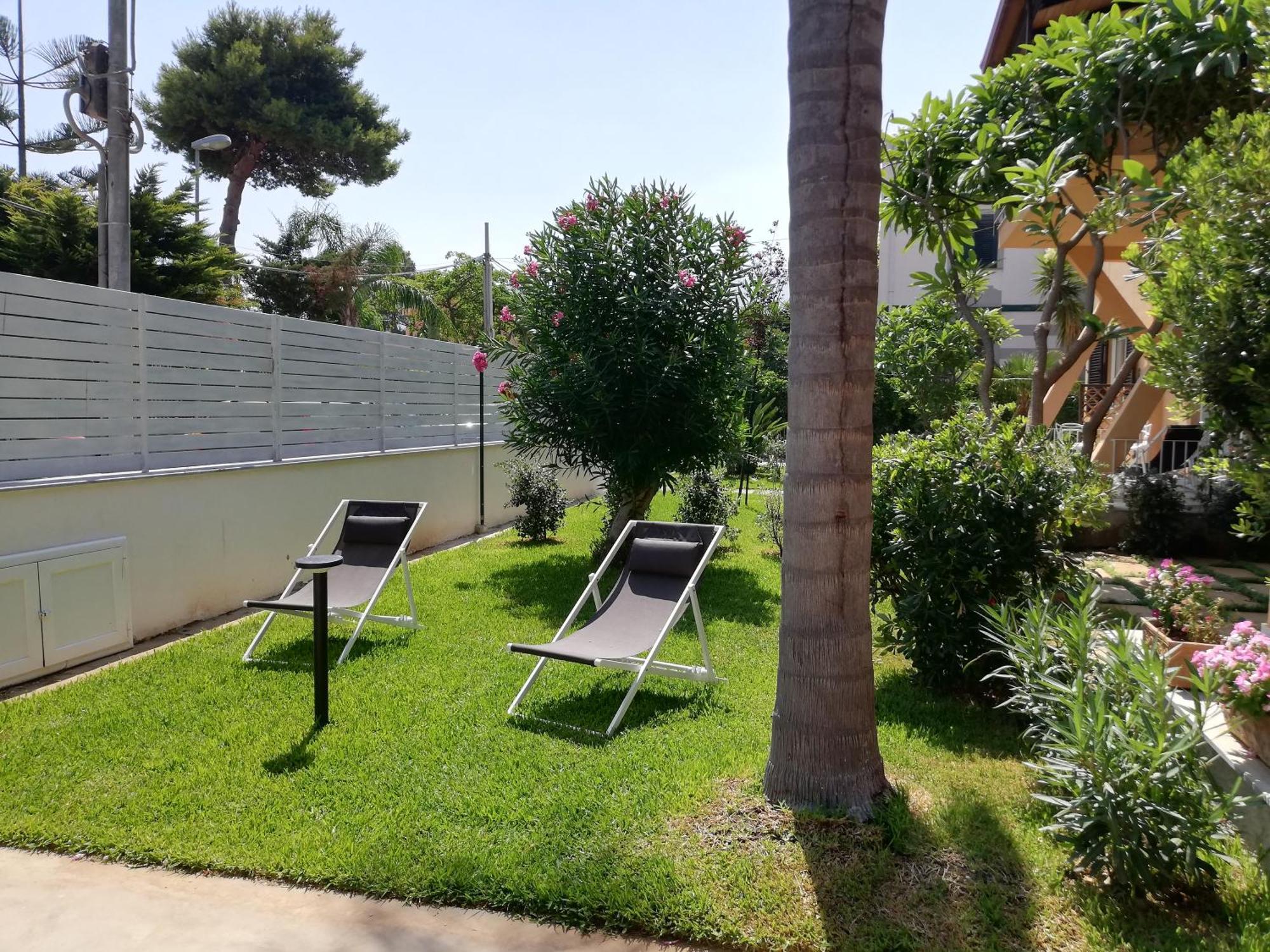 Mondello Felix - Appartamenti In Villa A 600M Dal Mare Exteriér fotografie